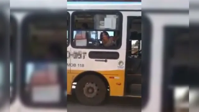 Imagem ilustrativa da notícia Mulher sem máscara se recusa a descer de ônibus em Belém e vídeo viraliza