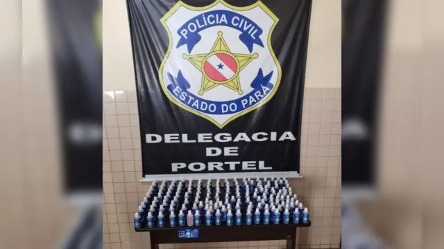 Imagem ilustrativa da notícia Frascos de álcool em gel adulterado são apreendidos em farmácias de Portel