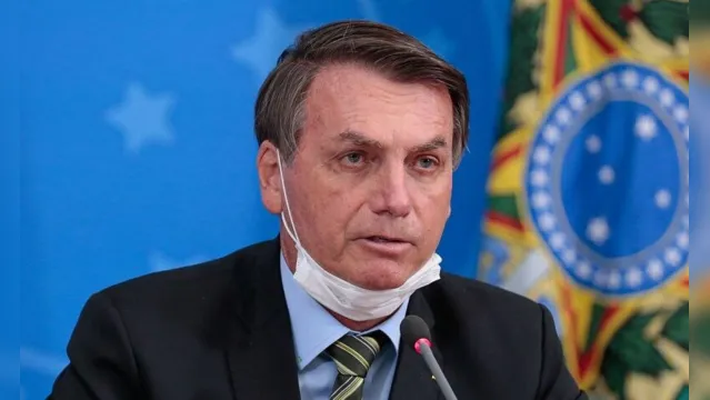 Imagem ilustrativa da notícia Bolsonaro chama Doria de 'bosta' e Wtizel de 'estrume' em gravação de reunião