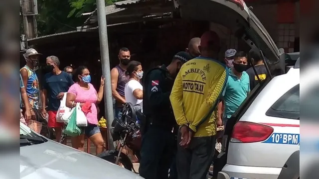 Imagem ilustrativa da notícia Briga de mototaxistas em feira de Belém acaba em esfaqueamento