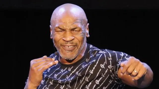 Imagem ilustrativa da notícia "Estou de volta!" Mike Tyson manda recado e impressiona com golpes em treino