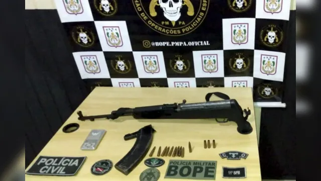 Imagem ilustrativa da notícia Criminoso com armamento pesado morre em troca de tiros com a polícia no Pará