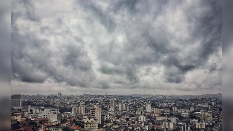 Imagem ilustrativa da notícia Barulho estranho no céu deixa população intrigada. Você sabe o que é?