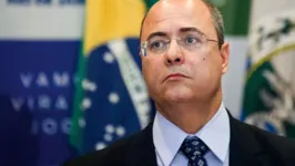 O governador e a esposa, Helena,  são alvos da PF na Operação Placebo, sobre suspeitas de desvios na Saúde 