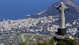 O Cristo Redentor é o ponto turístico mais famoso do Brasil 