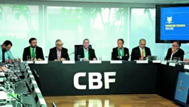 Rogério Caboclo, presidente da CBF, na reunião do Conselho Técnico, antes da pandemia.