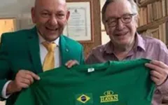 Imagem ilustrativa da notícia Após ataque de Olavo a Hang, empresários
bolsonaristas negam dinheiro a guru