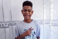 Imagem ilustrativa da notícia Laudo indica que tiro de fuzil atingiu João
Pedro pelas costas