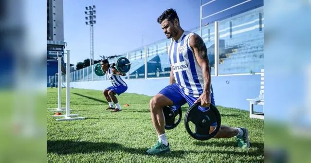 Imagem ilustrativa da notícia Recuperados da covid-19, jogadores do Paysandu retornam aos treinos