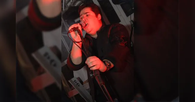 Imagem ilustrativa da notícia Vocalista da banda Mocotó Elétrico morre com Covid-19 em Belém 