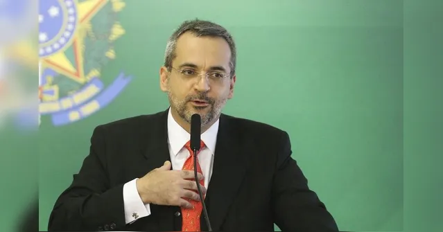 Imagem ilustrativa da notícia Weintraub presta depoimento à PF sobre fala em reunião ministerial