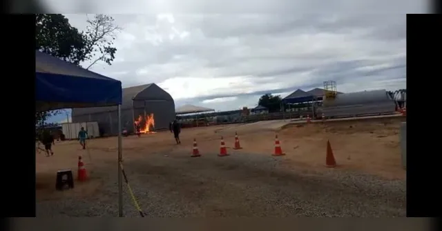 Imagem ilustrativa da notícia Moradores incendeiam alojamento de trabalhadores com Covid-19