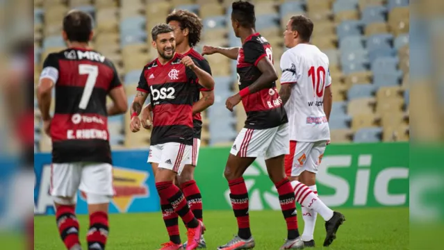 Imagem ilustrativa da notícia Flamengo vence Bangu no retorno do primeiro estadual do país