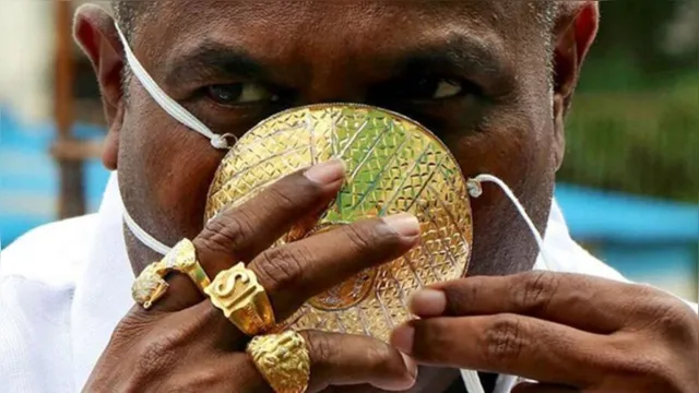 Imagem ilustrativa da notícia Homem manda fabricar máscara de ouro para usar na pandemia