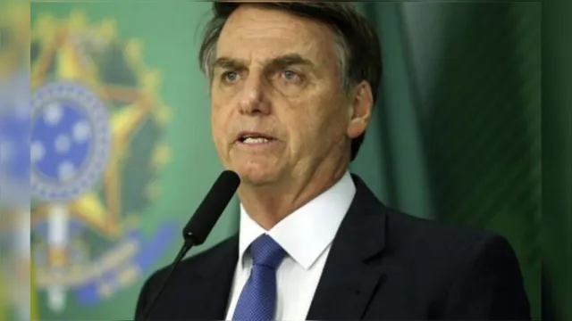Imagem ilustrativa da notícia Teste de Bolsonaro volta a apresentar resultado positivo para covid-19