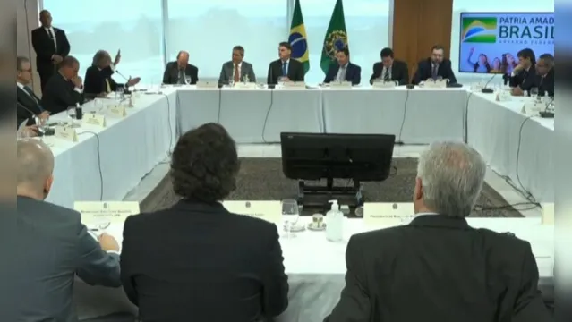 Imagem ilustrativa da notícia Mazzini destaca que Bolsonaro pode ser enquadrado por suposto "serviço secreto"