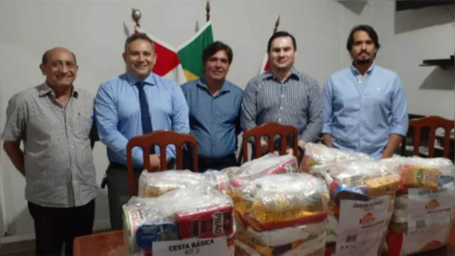 Imagem ilustrativa da notícia Multas do futebol viram cestas básicas a atletas do Pará