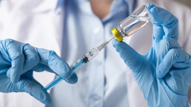 Imagem ilustrativa da notícia Estudo aponta que vacina de Oxford em teste no Brasil é 100% segura
