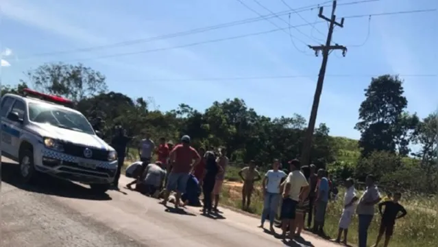 Imagem ilustrativa da notícia Motociclista morre após colidir com carreta em rodovia paraense