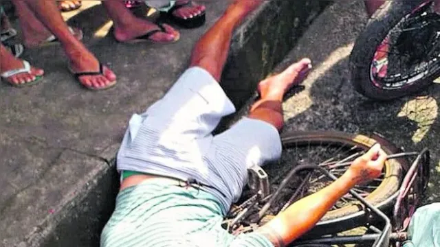 Imagem ilustrativa da notícia Ciclista leva dois tiros na cabeça enquanto pedalava