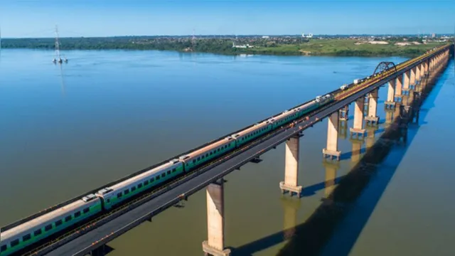 Imagem ilustrativa da notícia Jader pede a ministro que reveja critério de concessão da ferrovia Carajás
