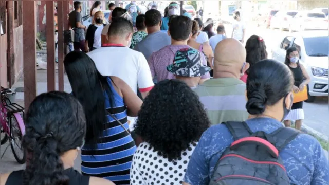 Imagem ilustrativa da notícia Vagas de emprego em supermercado atraem multidão em Belém