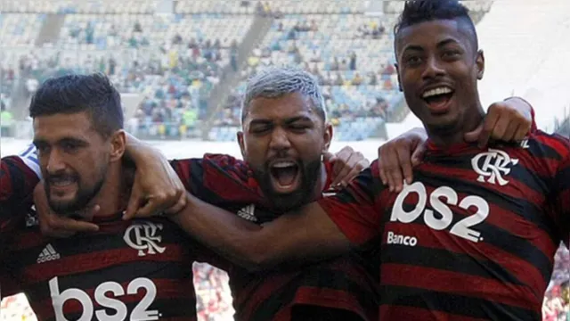 Imagem ilustrativa da notícia Jorge Jesus pode levar trio de craques do Flamengo para o Benfica