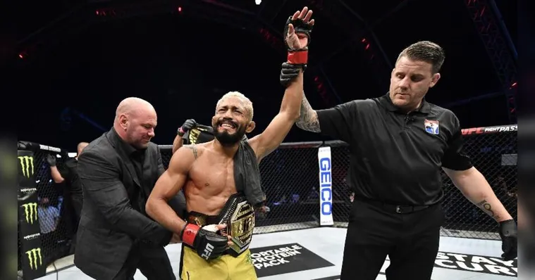 Imagem ilustrativa da notícia Deiveson massacra o americano Benitez e é campeão do UFC