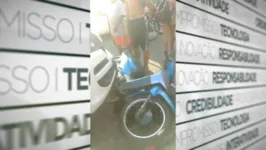 As vítimas são mãe e filha, que estavam trafegando em uma motocicleta. 