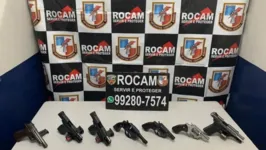 Sete armas foram encontradas com um adolescente de apenas 17 anos.