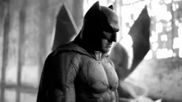 A foto foi divulgada pelo perfil oficial no Twitter do "Snyder Cut" de "Liga da Justiça", em celebração ao Batman Day.