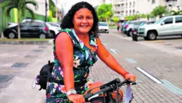 Ruth Costa lembra que o deslocamento de bicicleta evita a aglomeração do transporte público, algo importante na atual situação de pandemia 