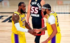 Imagem ilustrativa da notícia Lakers vencem Heat ficam a uma vitória do título da NBA
