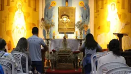 A recitação tem como objetivo intensificar o momento de espiritualidade.