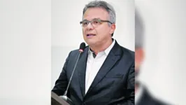 Zenaldo afirmou que a Prefeitura não faz pagamentos antecipados porque “eu honro o dinheiro público”