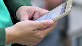 Alguns sinais podem indicar se as pessoas têm alguma dependência do celular