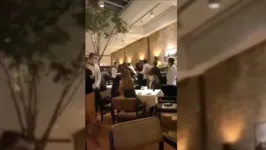 Funcionários e clientes tentaram intervir