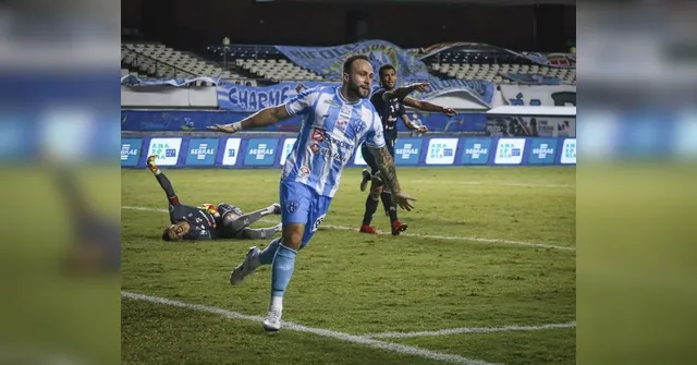 Imagem ilustrativa da notícia Lateral bicolor mantém pés no chão após vitória no Re-Pa. 'Nada ganho'