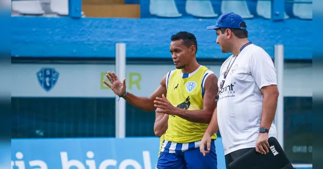 Imagem ilustrativa da notícia Alex Maranhão deve ser titular no clássico de sábado 