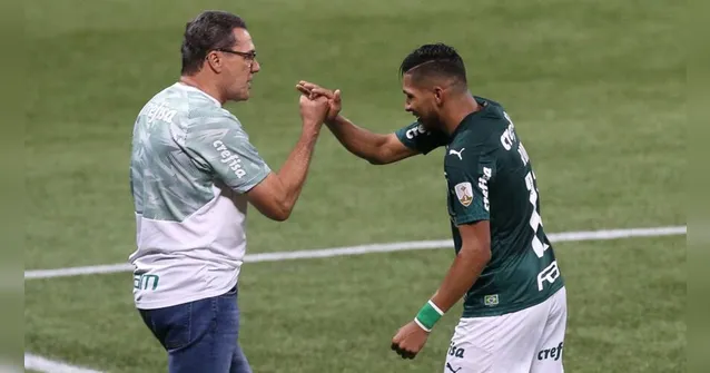 Imagem ilustrativa da notícia Rony
balança a rede e espera boa sequência no Palmeiras 
