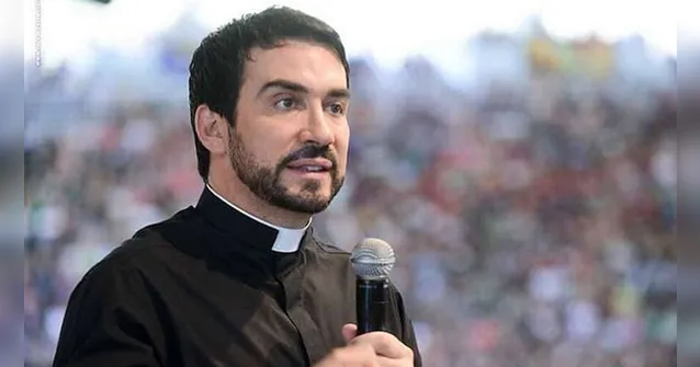 Imagem ilustrativa da notícia Padre Fábio de Melo faz tatuagem. O que a igreja diz sobre tatuar o corpo?