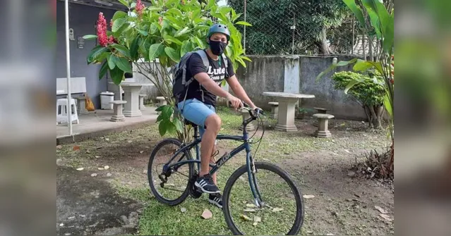 Imagem ilustrativa da notícia Professor pedala 7Km para ajudar alunos sem internet na pandemia