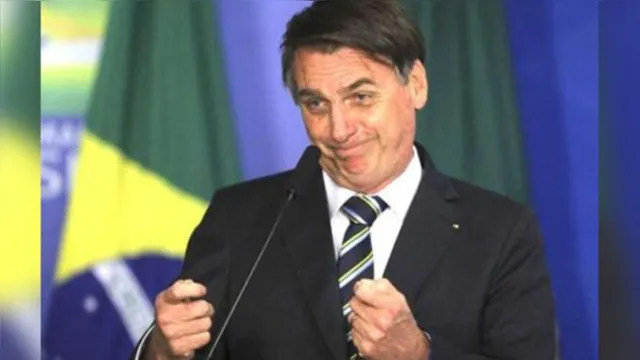 Imagem ilustrativa da notícia Bolsonaro terá que pagar R$ 10 mil a ex-ministro após derrota na Justiça