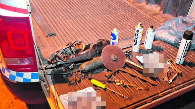 Imagem ilustrativa da notícia Polícia "estoura" desmanche de motos roubadas em Marabá 