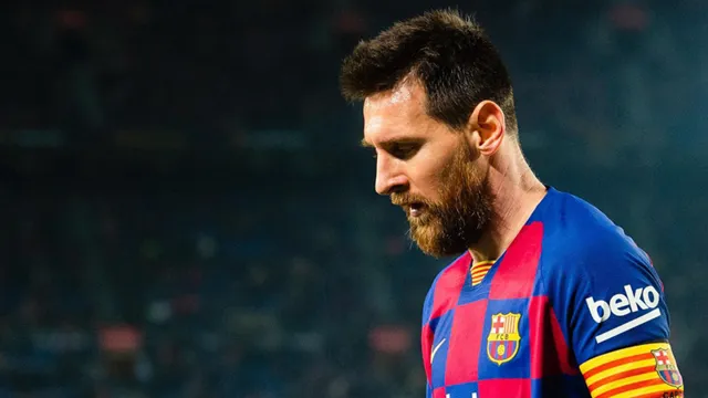 Imagem ilustrativa da notícia Messi
quebra silêncio sobre a saga da saída do Barcelona