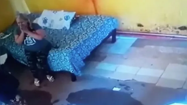 Imagem ilustrativa da notícia Vídeo mostra mulher implorando pela vida antes de ser morta em motel; assista!