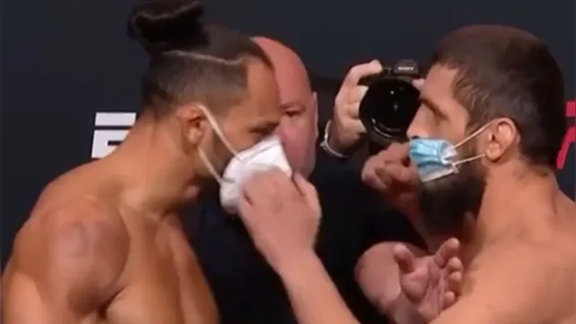 Imagem ilustrativa da notícia Lutador paraense leva tapa de russo na encarada do UFC. Veja o vídeo!