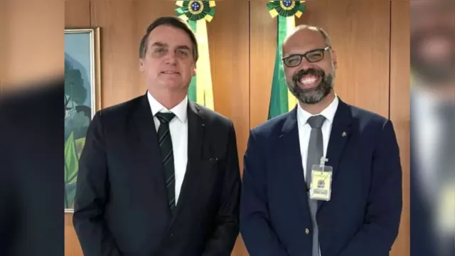Imagem ilustrativa da notícia Blogueiro bolsonarista rompe relações com Bolsonaro: 'nunca mais me ligue'