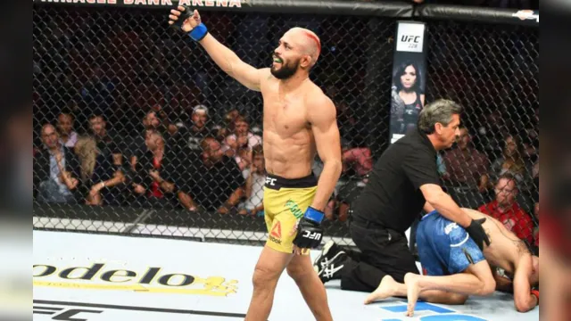 Imagem ilustrativa da notícia Deiveson Figueiredo tem mudança de adversário pelo cinturão do UFC