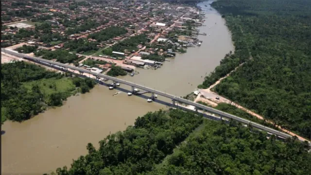Imagem ilustrativa da notícia Pastor desaparece em rio após naufrágio em Igarapé-Miri